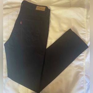 Women New Levi’s Classic Black Jeans size 6